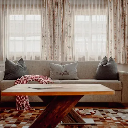 Hoagascht * Флахау