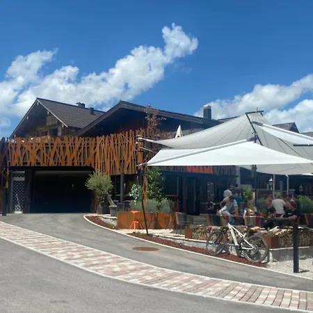 Hoagascht Флахау