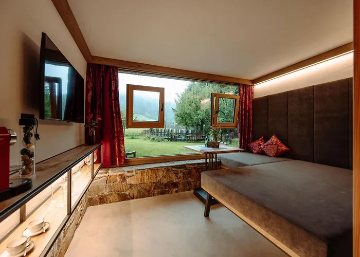 Hoagascht * فلاخاو